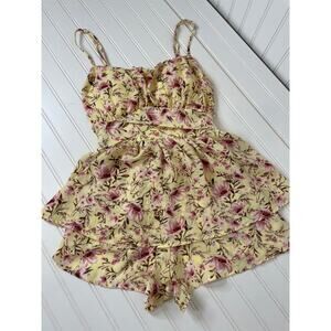 NWOT Blashe Floral Romper Yellow Ruffled Tiered Padded Size S